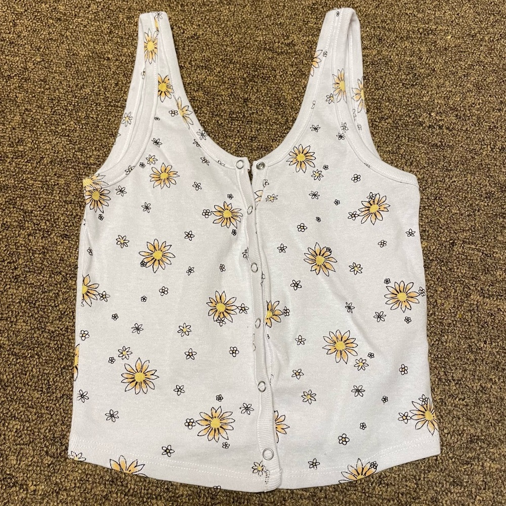 ‼️2/$15‼️ PacSun Cropped Snap Tank Top